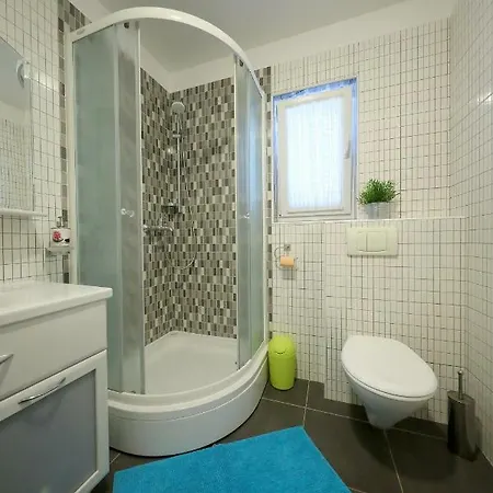 Luxury Nada With Pool *