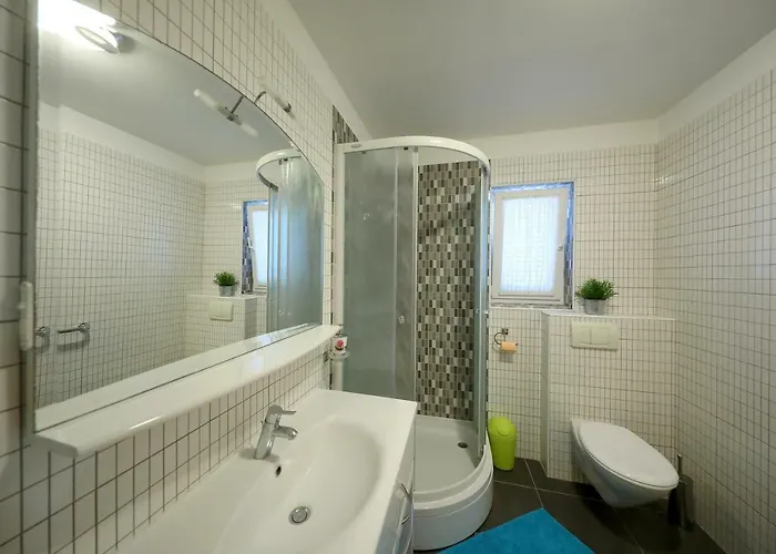 Luxury Nada With Pool Lejlighed *