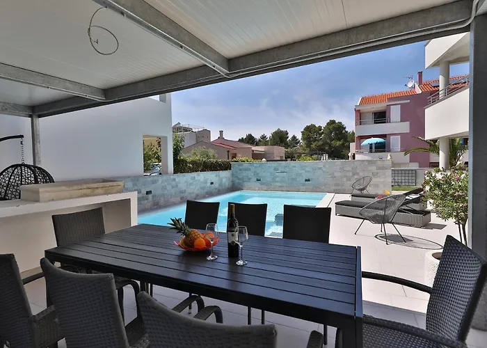 Lejlighed Luxury Nada With Pool