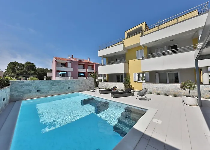 Lejlighed Luxury Nada With Pool Petrcane