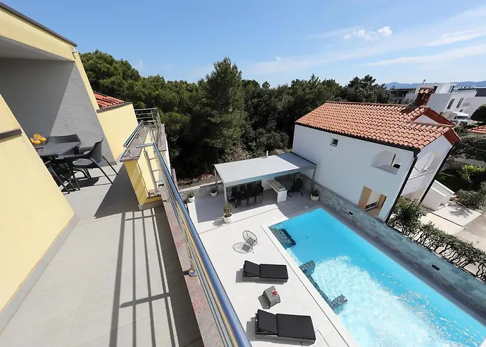 Luxury Nada With Pool Lejlighed *