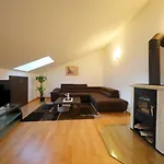 Apartment Luxury Nada With Pool Petrcane