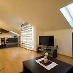 Luxury Nada With Pool Apartment