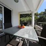 Luxury Nada With Pool Apartman