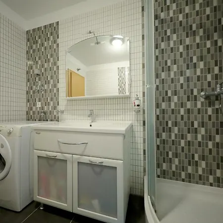 Luxury Nada With Pool * ペトルチャネ