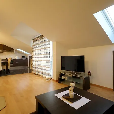 Luxury Nada With Pool Apartamento