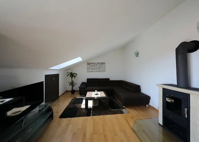 Luxury Nada With Pool